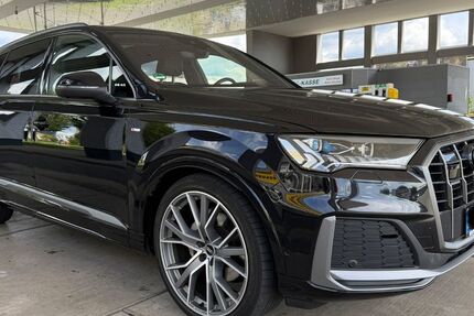 Audi Q7 186.000 km 38.800 &euro; Nürnberg 90459
