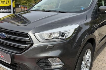 Ford Kuga 90.439 km 8.980 &euro; Nürnberg 90469