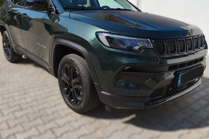 Jeep Compass 17.800 km 25.990 &euro; Nürnberg 90478