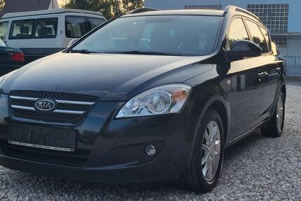 Kia ceed Sportswagon 100.000 km 3.490 &euro; Oberasbach 90522