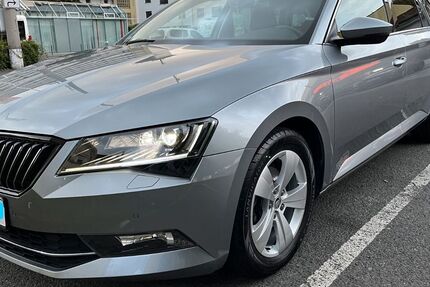 Skoda Superb 104.900 km 18.400 &euro; Fürth 90763