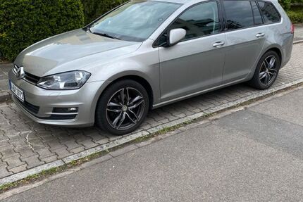 VW Golf 181.000 km 11.000 &euro; Nürnberg 90469