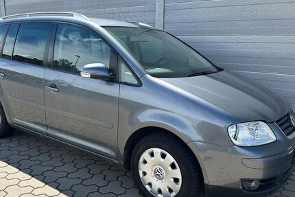 VW Touran 301.998 km 999 &euro; Fürth-Vach 90768