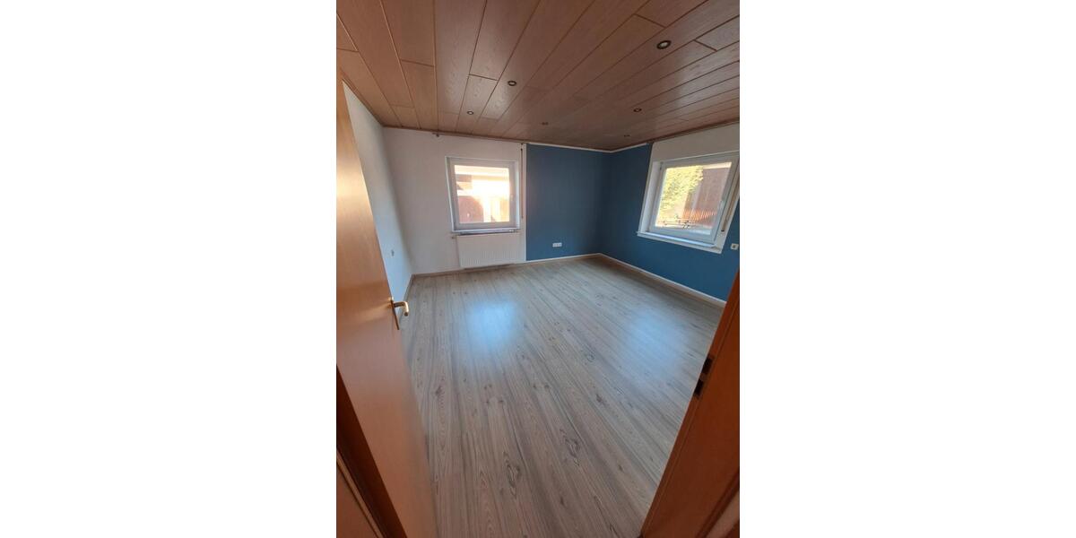 Erdgeschoßwohnung Veitsbronn - 4 Zimmer, 114 m&sup2;, 1.100&euro; | Angebot:27569135