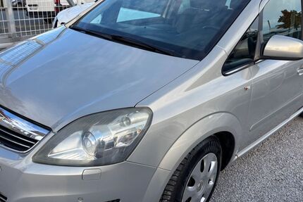 Opel Zafira 2.200 km 2.300 &euro; Nürnberg 90431