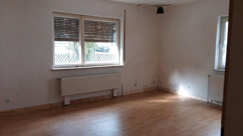 Einfamilienhaus Egloffstein - 2 Zimmer, 65 m&sup2;, 390&euro; | Angebot:27573189