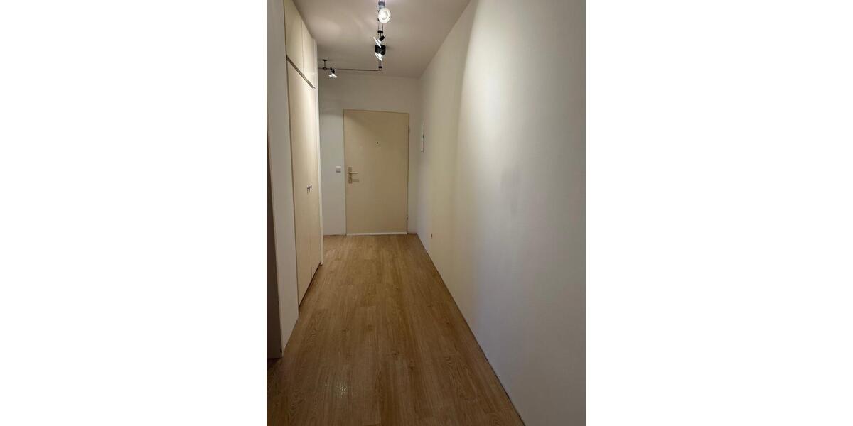 Dachgeschoßwohnung Buckenhof - 2 Zimmer, 59 m&sup2;, 950&euro; | Angebot:27582185