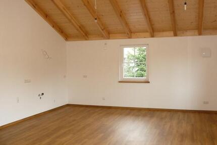Wohnung Diespeck - 4 Zimmer, 103 m&sup2;, 950&euro; | Angebot:27547576