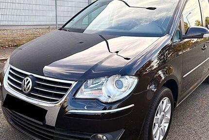 VW Touran 227.000 km 4.900 &euro; Wendelstein 90530