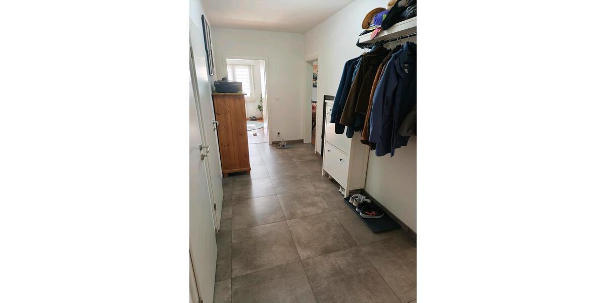 Erdgeschoßwohnung Schwabach - 4 Zimmer, 100 m&sup2;, 1.290&euro; | Angebot:27607556
