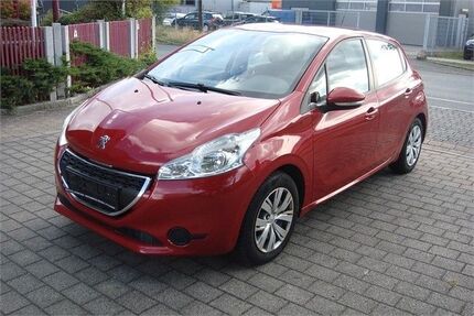 Peugeot 208 74.900 km 4.900 &euro; Fürth 90763
