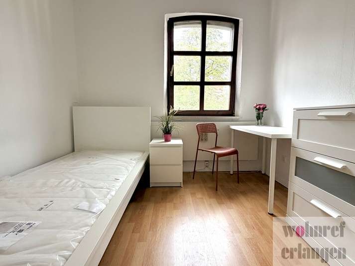 Zimmer Erlangen Buckenhofer Siedlung - 1 Zimmer, 530&euro; | Angebot:27715534