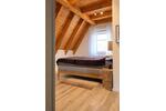 3 Zi. DG (2. OG) Wohnung mit 2 Bädern, Balkon und 2 Stellplätzen - Etagenwohnung Pommersfelden | Angebot:27651237