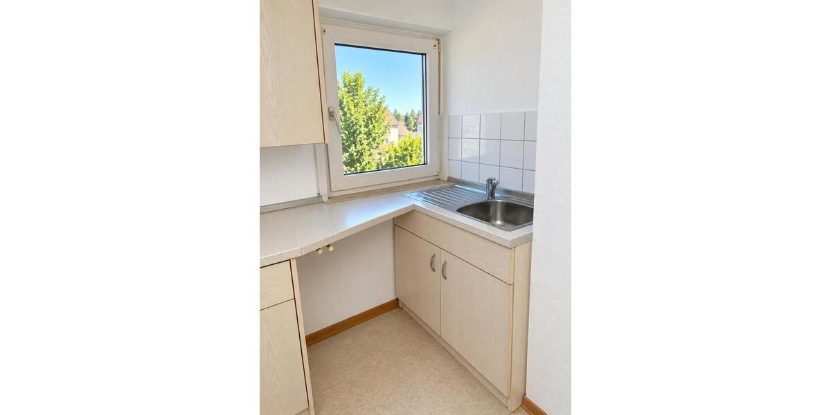 Dachgeschoßwohnung Oberasbach - 2 Zimmer, 45 m&sup2;, 670&euro; | Angebot:27616421