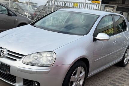 VW Golf 236.544 km 1.999 &euro; Nürnberg 90439