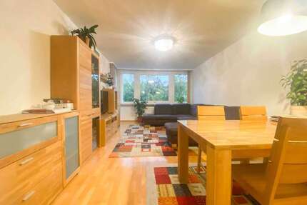 Wohnung Nürnberg Gleißhammer - 3 Zimmer, 94 m&sup2;, 269.000&euro; | Angebot:27713814