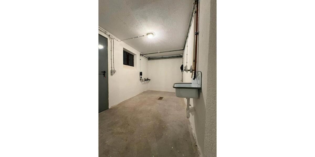 Bungalow Eckental - 3 Zimmer, 75 m&sup2;, 1.500&euro; | Angebot:27617151
