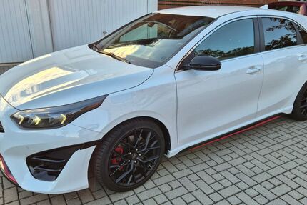 Kia ceed / Ceed 34.914 km 29.490 &euro; Fürth 90763
