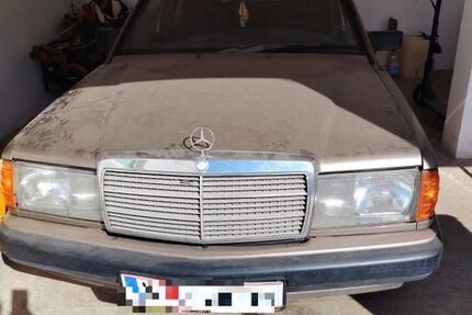 Mercedes-Benz 190 182.576 km 9.000 &euro; Buttenheim 96155
