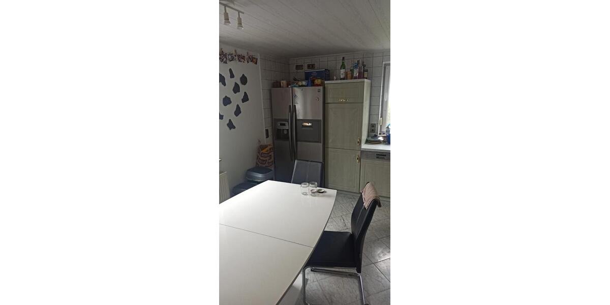 Etagenwohnung Nürnberg Hasenbuck - 4 Zimmer, 100 m&sup2;, 445&euro; | Angebot:27631845