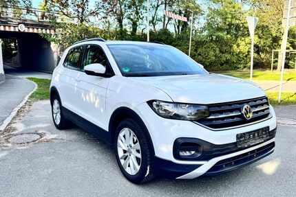 VW T-Cross 99.998 km 11.990 &euro; Röthenbach 90552