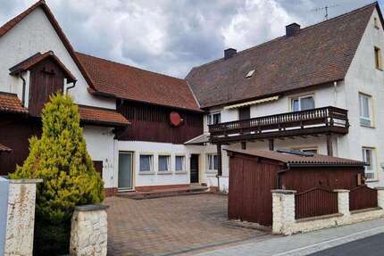 Haus Hallerndorf - 7 Zimmer, 339 m&sup2;, 378.000&euro; | Angebot:26843009