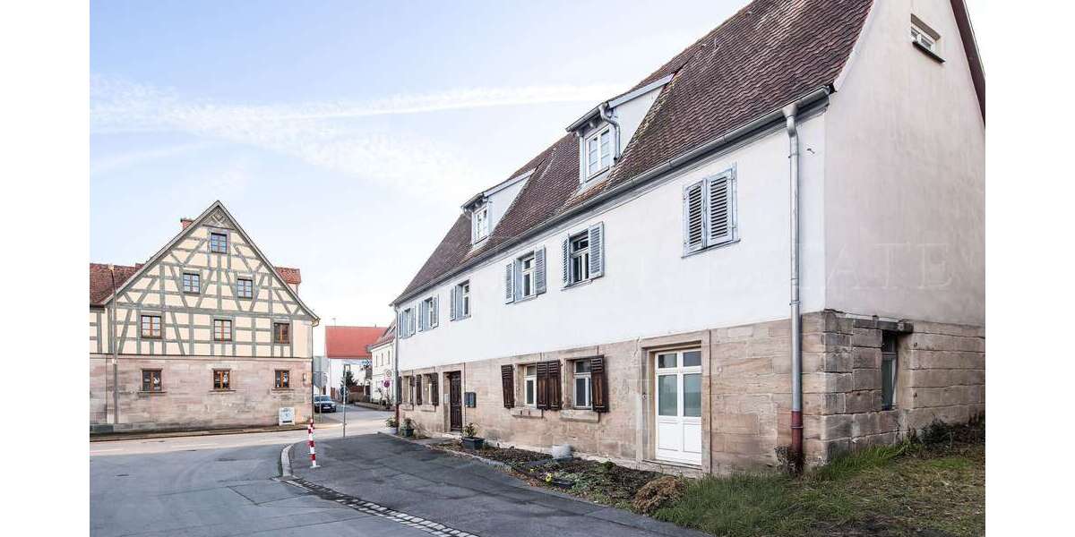 Einfamilienhaus Erlangen-Büchenbach Büchenbach - 9 Zimmer, 303 m&sup2;, 789.000&euro; | Angebot:27486671