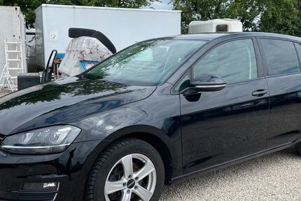 VW Golf 159.000 km 9.000 &euro; Nürnberg 90427