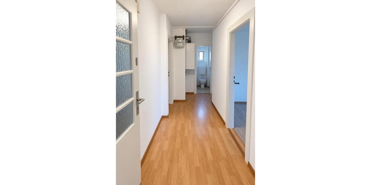 Dachgeschoßwohnung Oberasbach - 2 Zimmer, 45 m&sup2;, 670&euro; | Angebot:27616421