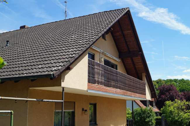 Einfamilienhaus Roßtal - 8 Zimmer, 254 m&sup2;, 659.000&euro; | Angebot:20930796