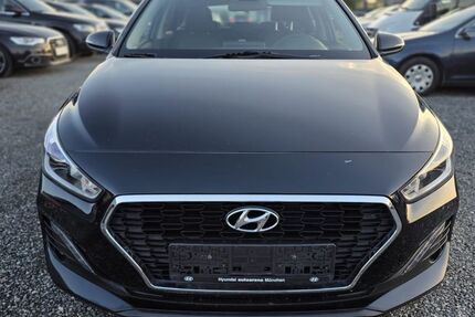 Hyundai i30 73.000 km 11.500 &euro; Nürnberg 90431