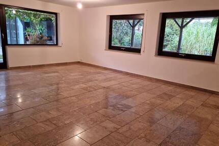 Wohnung Buttenheim - 3 Zimmer, 136 m&sup2;, 1.290&euro; | Angebot:27612562