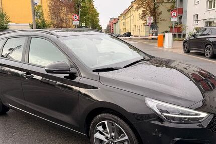 Hyundai i30 7.600 km 18.999 &euro; Nürnberg 90431