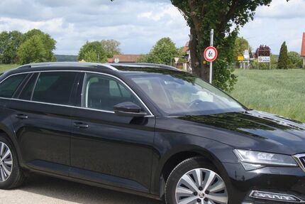 Skoda Superb 97.086 km 22.490 &euro; Pommersfelden 96178