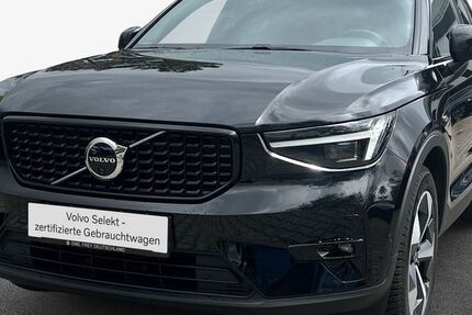 Volvo XC40 12.842 km 32.960 &euro; Nürnberg 90471