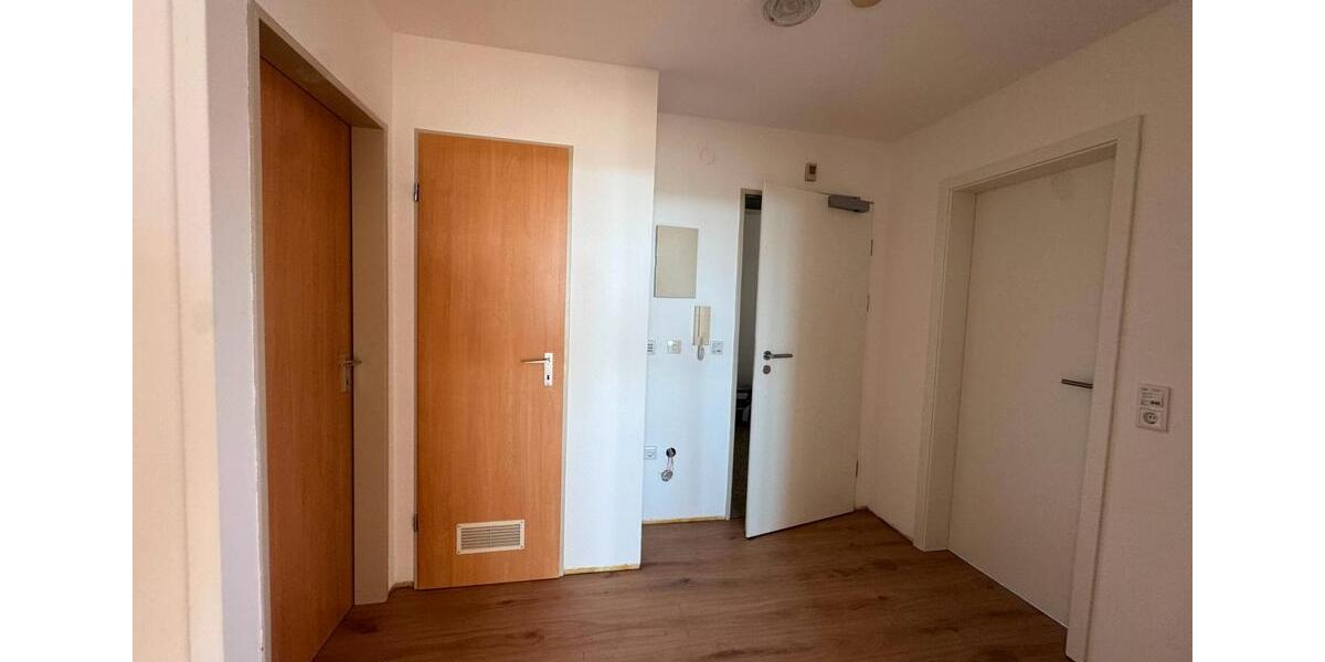 Dachgeschoßwohnung Cadolzburg - 2 Zimmer, 70 m&sup2;, 630&euro; | Angebot:27590079