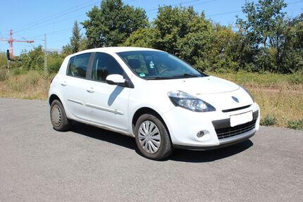Renault Clio 230.000 km 1.999 &euro; Fürth 90768